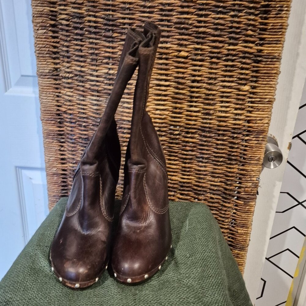 Micheal Kors Chocolate Boots